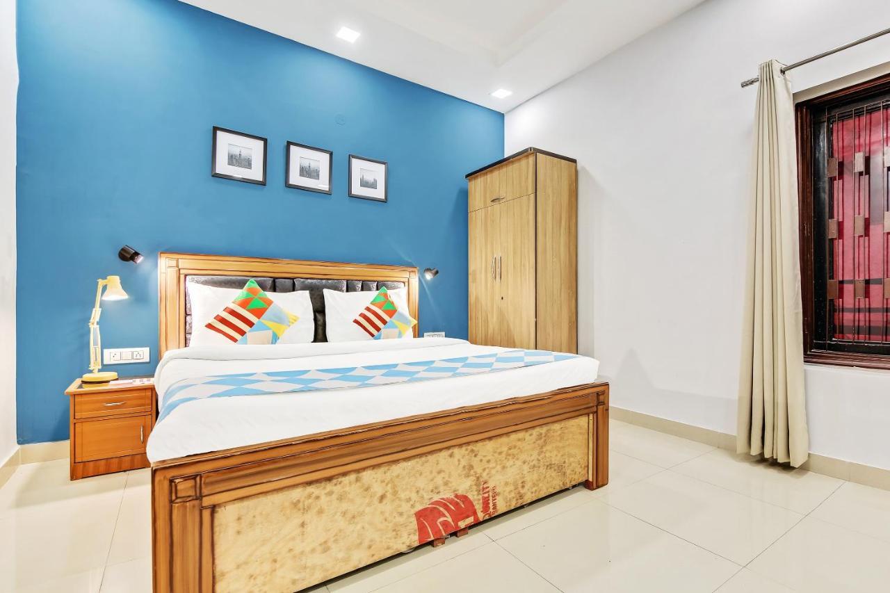 Oyo Home 64106 Comfortable Stay New Delhi Luaran gambar