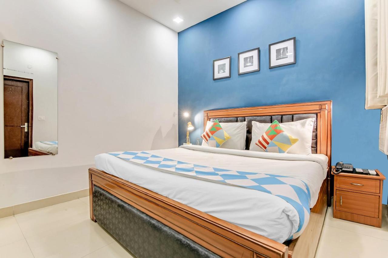 Oyo Home 64106 Comfortable Stay New Delhi Luaran gambar