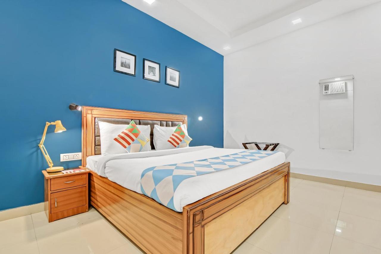 Oyo Home 64106 Comfortable Stay New Delhi Luaran gambar