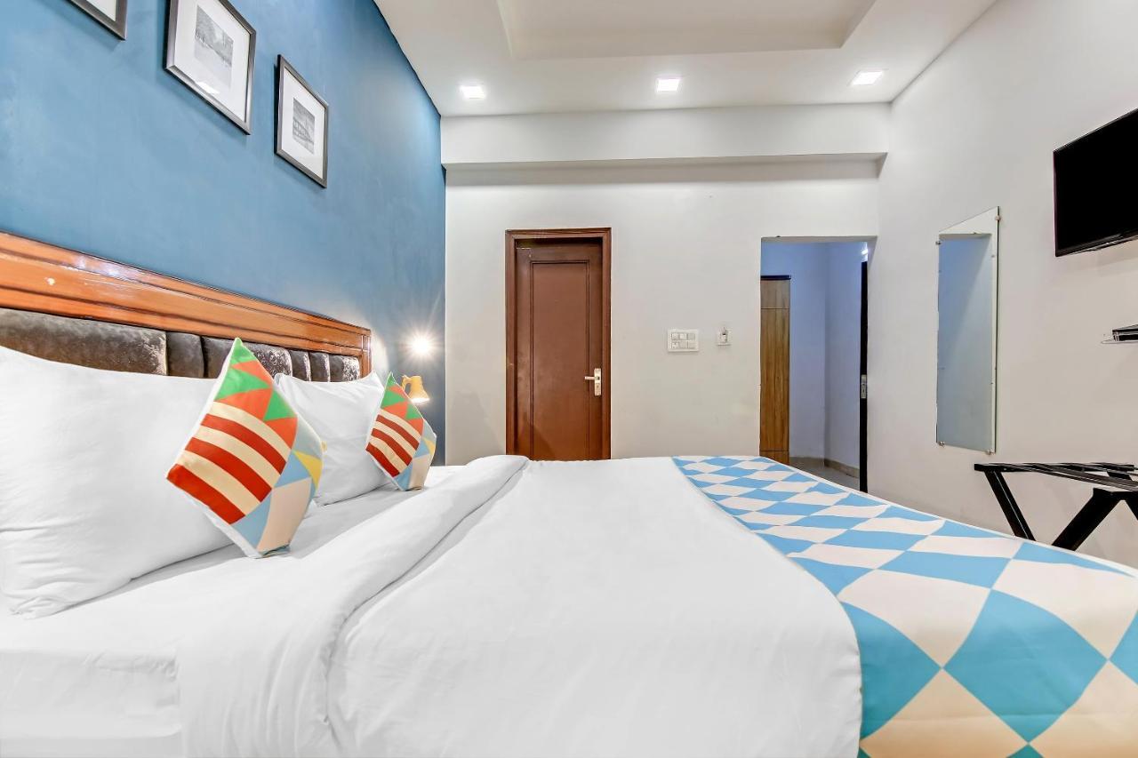 Oyo Home 64106 Comfortable Stay New Delhi Luaran gambar