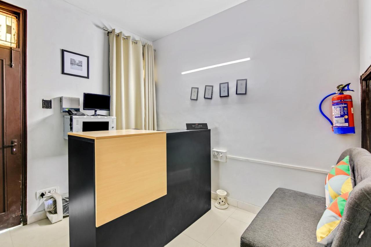 Oyo Home 64106 Comfortable Stay New Delhi Luaran gambar